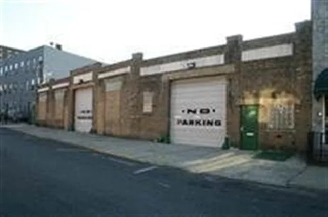 Pristine kept large 10, 000 SqFt warehouse in great area of Jersey City Heights. Wide open with only 1 column, heat & forced air, alarm system, bathroom, public parking down block. Excellent for huge warehouse or to build up. High ceilings, private office.