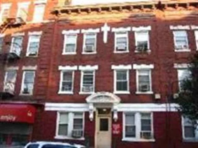 A great investment brick building that makes money! All apartments are rented and in great shape. Coin operated laundry and plenty of room for storage in the basement.