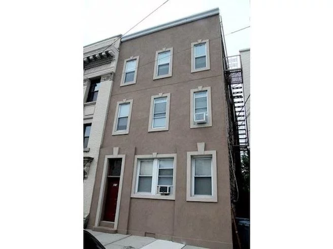 GREAT INVESTMENT OPPORTUNITY! CLEAN 6 FAMILY BUILDING ON THE BORDER OF WEEHAWKEN/UNION CITY! FOUR 1BR APTS, ONE 2BR APT WITH PRIVATE BACKYARD AND ONE STUDIO APT. ALMOST 6.5% CAP!