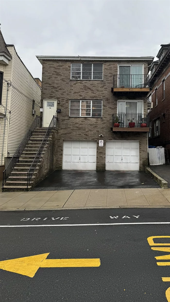 5 unit apartment building in Union City. Owned by the same family for 50+ years. Immediate upside in monetizing 3 parking spaces and 1 garage for storage. Each unit is a spacious 2-bedroom apartment, situated in a prime location. Owner will consider seller financing.