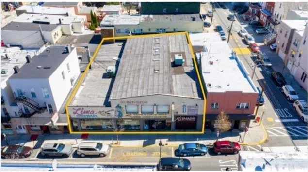 Prime retail space, currently in operation as a hardware store sitting on two lots 50x100 and 25x100, totaling 75x100. Will be delivered vacant. Approximately 10k Square feet of usable space in a prime area of Union City with parking available!