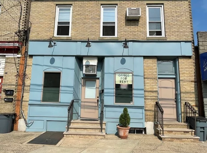 Fantastic first floor commercial space for rent in North Bergen. High traffic street 5 mins to NYC, 2 blocks from path train. Open layout bath. Perfect for any business or office, nail, hair, etc. Call today, WON'T LAST!