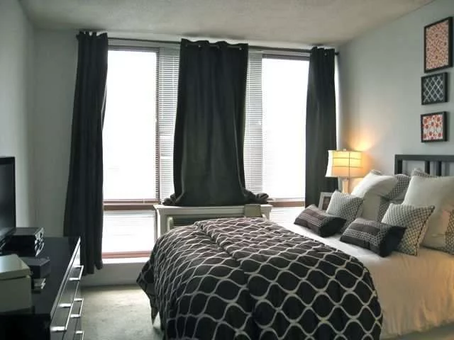 Luxury high-rise living. Gorgeous one bdroom condo with southern exposure, gleaming hardwood floors, view of NYC!! Located at the desirable full-service Constitution building on the Hudson. 24hr doorman, elevator, beautiful common areas, fully equipped gym and your own private terrace. Parking & storage available! Close to food stores, buses, ferry an shops.