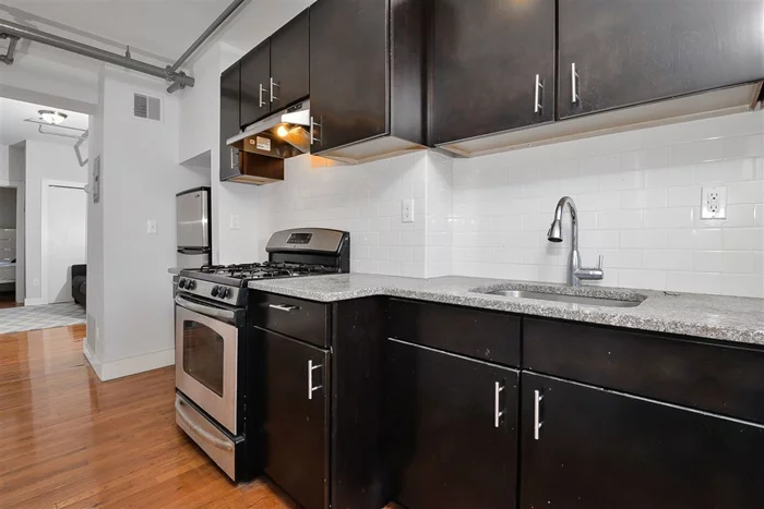 Updated 1Br/1Bth featuring modern kitchen with stainless steel appliances, granite counters and subway tile backslash. Bright and sunny bedroom with exposed brick accent wall. Hardwood floors throughout home, plenty of closet space and private washer/dryer in unit. Close access to transportation, shopping and restaurants.