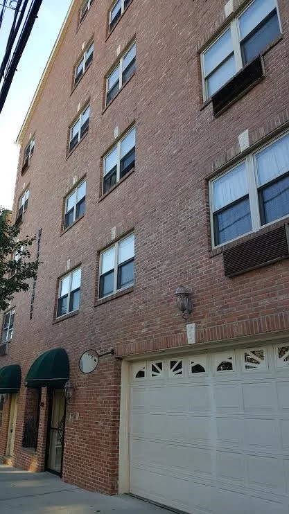 Spacious 1 bedroom apartment in a modern elevator building in the heart of Union City. Built in 2007 this unit offers an open layout, cherry hardwood floors and matching cabinets, granite counters, SS appliances and Washer/Dryer in unit. Conveniently located 1 block away from NYC transportation. Don't miss out!