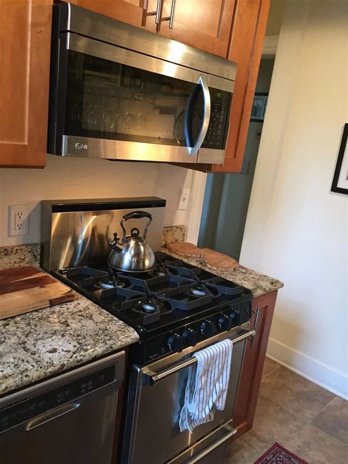 Why rent when you can own. Great 1 Bedroom condo in Jersey City Heights. Don't let the size fool you as this home has the perfect layout. Kitchen features custom cabinets, granite counters and stainless steel appliances. There is a washer / dryer and private storage room in the basement.