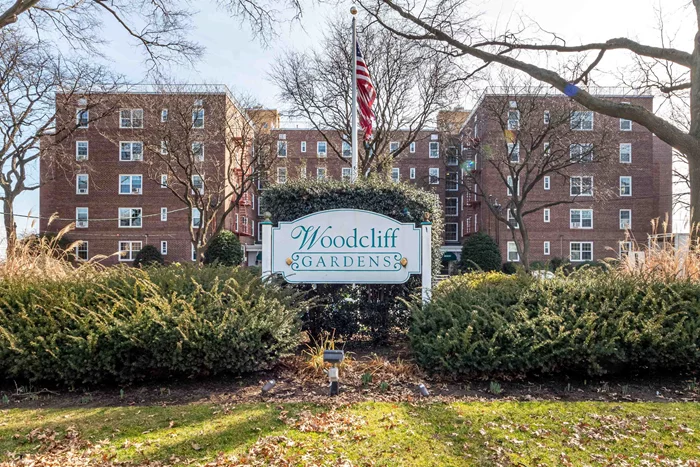 Welcome to WoodCliff Gardens, where pets are welcome and commuters thrive! Nestled in this co-op community, you'll discover a host of amenities including an outdoor pool with stunning views, a gym, an outdoor playground, convenient laundry facilities (coin/card) and much more. This studio unit is designed with the privacy of a one-bedroom, providing the perfect blend of comfort and NYC-style living. Featuring an updated kitchen and bath, this space is move-in ready, inviting you to make it your own. Don't miss outseize this opportunity today!
