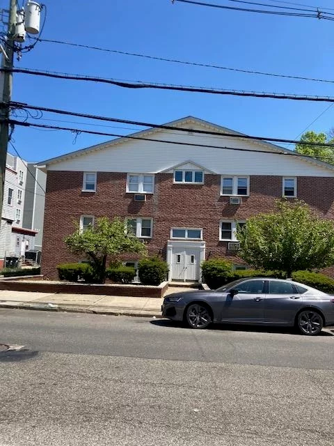 ONE BEDROOM & ONE BATH IN MIDTOWN BAYONNE. NEWLY RENOVATED, HARD WOOD FLOORS. ONE CAR ASSIGNED PARKING. LOTS OF NATURAL LIGHT. CLOSE TO ALL SHOPPING, RESTAURANTS, HOUSE OF WORSHIP, PARKS, LIGHTRAIL, ALL MAJOR HIGHWAYS TO NJ & NYC.
