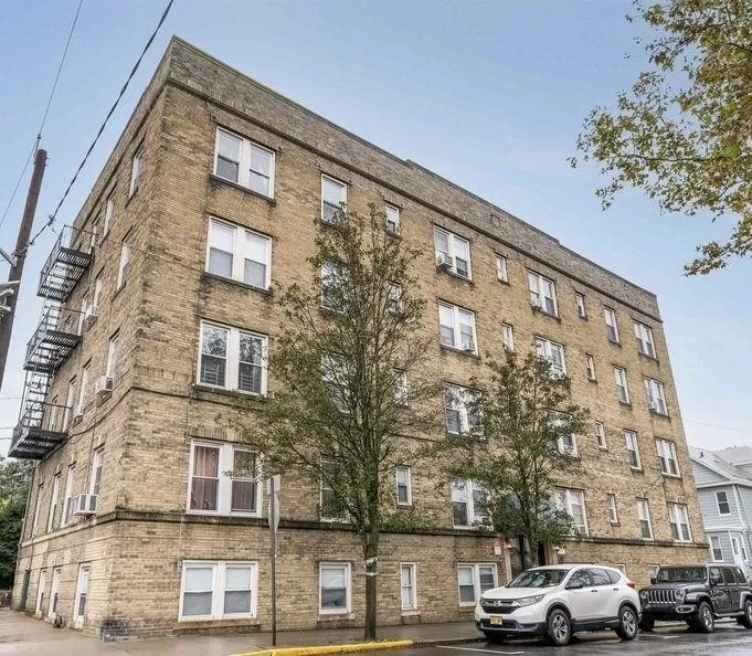 GREAT LOCATION!!! CLOSED TO BEAUTIFUL JAMES J. BRADDOCK PARK, 1 BEDROOM 1 BATH CONDO IS READYTO GET A NEW OWNER, FIRST FLOOR UNIT VERY CONVENIENT.HOA INCLUDES HEAT, HOT WATER AND WATER & SEWER. UNIT IS LOCATED CLOSE TO NYC TRANSPORTATION, SHOPPING, RESTAURANT AND PARK. DO NOT MISSED IT