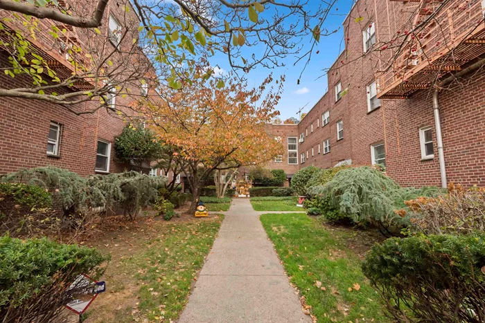 Oversized extra large studio within walking distance to Journal Square Path Station across the street from St Peter's University located on a quiet street. The modern kitchen is all updated with granite countertops and marble flooring. The large oversized living room can easily convert to a 1 bedroom including gleaming hardwood floors. The full bath includes all high end marble a long a large walk in closet with lots of storage space. Private and easy location accommodate all personal needs, conveniently located near all bus stops, transit to NYC, schools, parks, shopping and more!