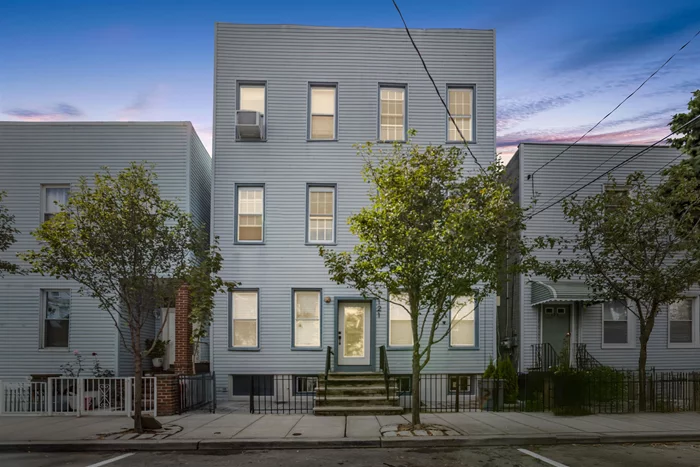 Step into a lifestyle of comfort and sophistication with this beautifully renovated 2-bedroom, 1-bathroom condo. Featuring a brand-new kitchen, modern finishes, and an abundance of natural light, this home blends style and practicality. Why rent when you can own a space like this? Ideally located, you're just a 30-minute commute to NYC and minutes away from grocery stores, shops, gym and so much More!! Nestled in the peaceful charm of Union City, yet close to the city's energy, this condo is ready to become your new home. Schedule your showing today and take the first step into your next chapter!