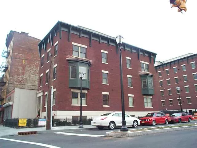 LOCATION, LOCATION, LOCATION. IN THE HEART OF PAULUS HOOK ONLY 2 BLOCKS TO EXCHANGE PATH. THIS FABULOUS HIGH END UNIT FEATURES 2BED, 2BATH, GOURMET KITCHEN WITH GRANITE COUNTER VIKING REFRIGERATOR, BUSCH DISHWASHER, CUSTOM ITALIAN CABINETS. HUGE MASTER BEDROOM, DEEDED PARKING SPACE, WASHER DRYER IN THE UNIT. DEEDED OUTDOOR PATIO EXCLUSIVE TO THIS UNIT. 3 YEAR OLD BUILDING. DEEDED STORAGE IN BASEMENT.