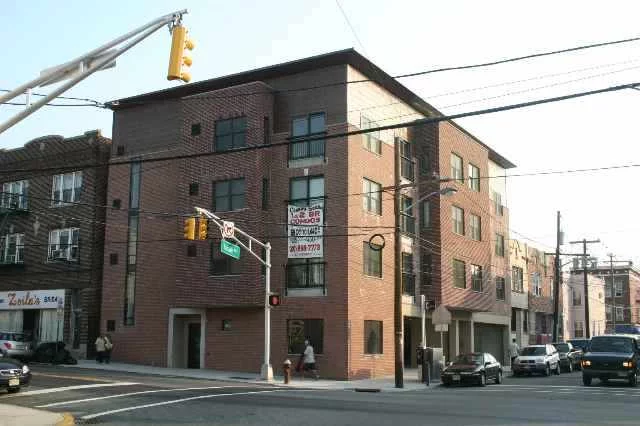 NEW CONSTRUCTION CONDO BUILDING 1 UNIT LEFT, 2 BEDROOMS 2 BATH, 1443 SQFT, CHERRY WOOD FLOORS, GRANITE COUNTERTOPS CENTRAL AC, HEAT, STAINLESS STEEL APPLIANCES, WASHER DRYER IN UNIT, ALARM SYSTEM IN UNIT, 1 BLOCK TO THE NEW LIGHT RAIL STATION TO NYC. CALL FOR MORE INFO AT 201 453 0505. 5 YEAR TAX ABATEMENT.