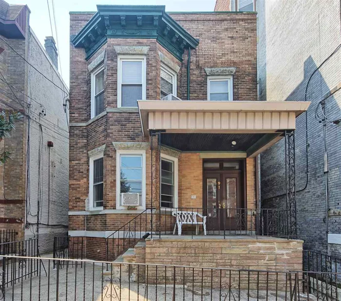 SOLID BRICK 3 FAMILY ON NICE STREET IN WEEHAWKEN. GOOD RENTS AND GOOD CAP RATE. 1ST FLOOR UNIT WAS OWNER OCCUPIED, OTHER 2 RENTED ON MONTH TO MONTH TENANCY. SUPER CLOSE TO TRANSPORTATION AND RESTAURANTS, FOOD AND GROCERY STORE. COME SEE TODAY, THIS ONE WON'T LAST