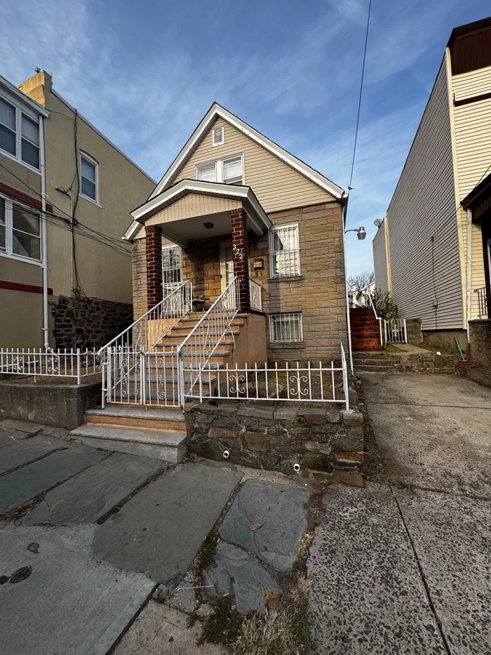 Perfect entry level investment property in UPTOWN North Bergen! 3 floors of living space on an over sized lot (37x100). Main level has a 1 bed room apartment set up, that connects to a ground level basement suite, that also has private street access. Top level has a 1 bed room apartment that currently occupied but will be delivered VACANT! Huge yard.