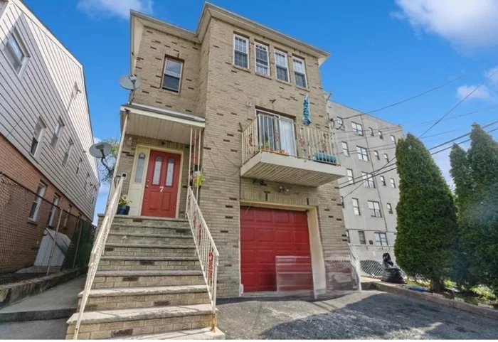 Spacious 3-Bed, 2-Bath, W&D & Back Yard. Boasting 1000 Sq Ft of Living space, Master Suite-Bath, Ample Closet Space, W/D In Unit, Backyard access, Available Parking Spot ($150/m) Minutes from Route 21, Davenport Ave Light Rail Train Station, Branch Brook Park, & The Waterfront Recreation Center. Available April 15th. Requirements - 650 Credit Score + Credit Report, Income verification, Renter's Insurance, ID & Residential Rental Application. Recipients of Section 8 and other government programs are always welcome