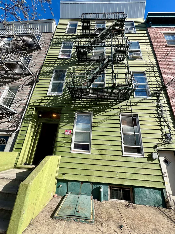Great 2 bedroom with office. Large, bright rooms, approx 950 sf, southern exposure, outdoor deck facing the 6th Street Embankment. 6 blocks to Grove St. PATH, 4 blocks to Newark Ave nightlife. Enjoy the bars, restaurants, outdoor cafes. 4 blocks to Hamilton Park. Great for roommates! Credit check required.