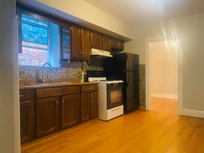 Bright and sunny two bedroom apartment near JSQ Path Station. Shopping, dining, and recreation all steps away. Coin operated laundry in the building. Sorry, no pets. Credit check and income verification required.