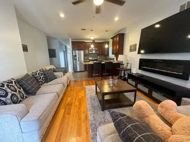 Beautiful Modern Luxury 3 Bed/2 bath furnished or unfurnished and 2 TV in Jersey City Heights. This home offers a stylish interior , Central heat/ac , featuring hardwood floors, stain steel appliances, washer and dryer, dishwasher 1 car parking. Vacant and ready to move in.