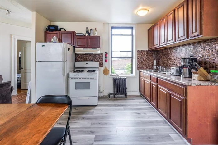 AVAIL 10/1 --EXTREMELY DESIRABLE LOCATION!! 2 Bed 1 Bath apartment with Eat-In-Kitchen in PRIME Location only 3 blocks from Hoboken PATH with hardwood floors throughout and Heat and Hot Water Included in Rent! Shared washer/dryer in the building. Unit will NOT last! Close to all mass transit, parks, houses of worship, restaurants, nightlife, and more! Schedule a showing today!