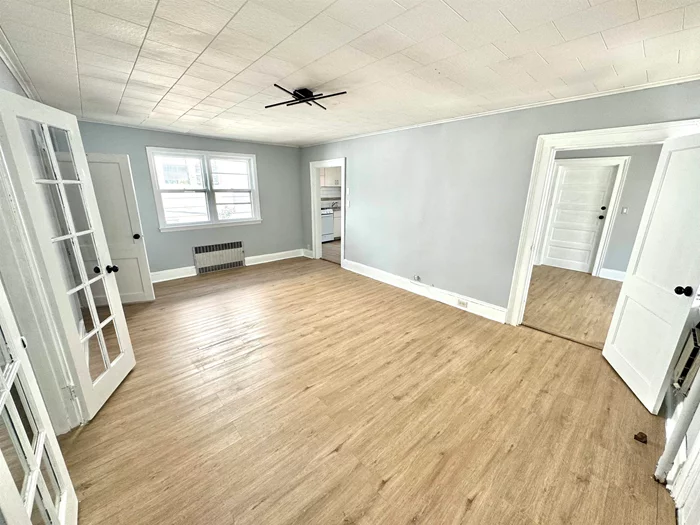 2 bed 1 bath in Bayonne NJ! 1st floor apartment, with immaculate space and closets. Comes with a parking spot included! Shared Laundry in basement!