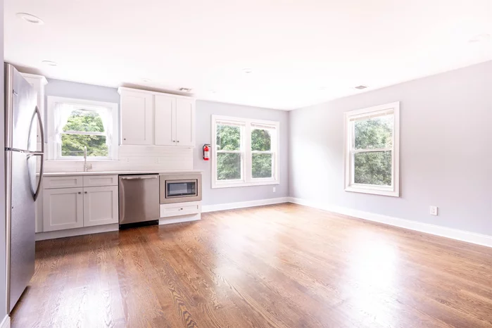 Newly renovated, spacious duplex (second & third floor) featuring stainless steel appliances, central heating and cooling washer/dryer in-unit, shared backyard and two parking spaces. Quiet residential street, close to downtown Bloomfield, public transportation and Watsessing Park. Move right in!