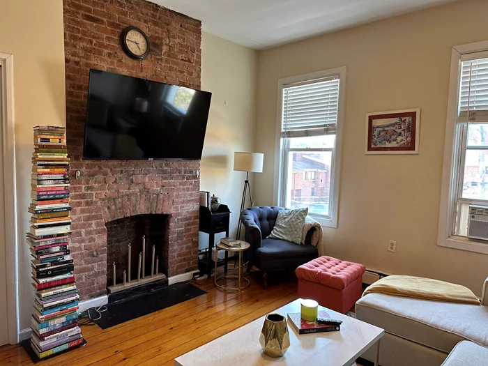 Check out this charming renovated one bedroom unit WITH PARKING located in downtown Jersey City. This condo unit features high ceilings, exposed brick, hardwood floors, stainless steel appliances, dishwasher and microwave, shared back yard, and one exclusive parking spot directly in front of building. Close to all of Downtown Jersey City's dining, nightlife, shopping and transportation to NYC!