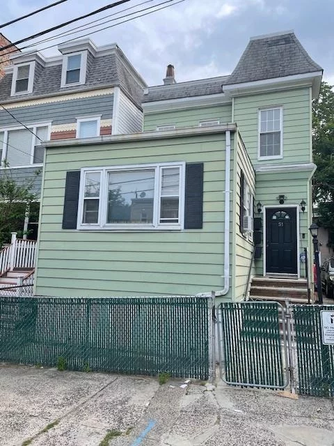 Welcome to Jersey City Heights! Renovated 2 bedroom - 1 bath apartment located in a nice neighborhood; close proximity to NY transportation, restaurants, parks, shopping and much more! Heat/water included. Book your appointment now.