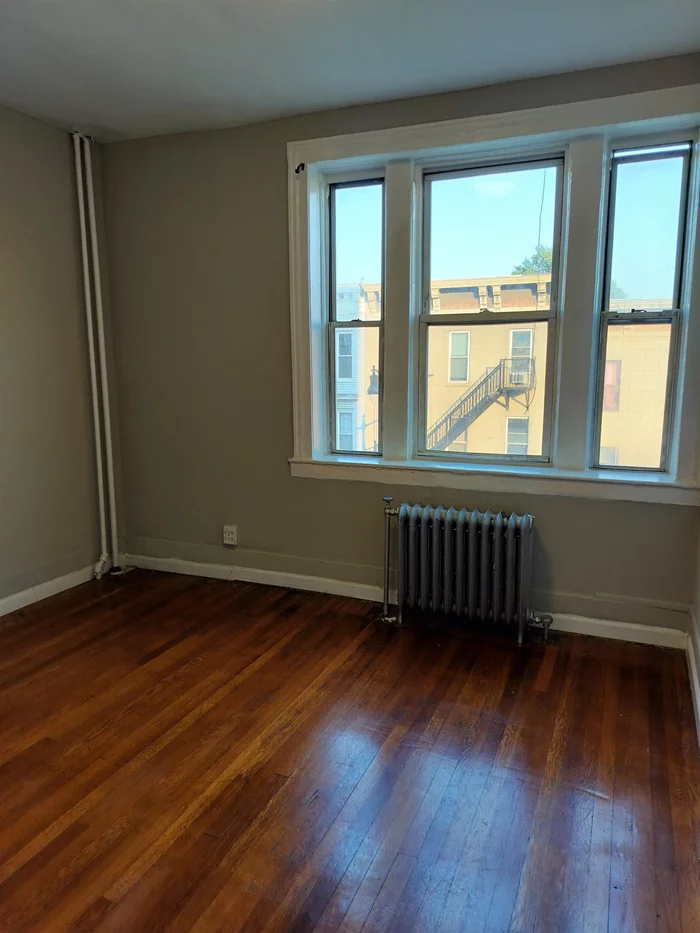 ***GREAT DEAL***MUST SEE***REAL TWO BEDROOM APT. IN THE RED HOT JERSEY CITY HEIGHTS MARKET.