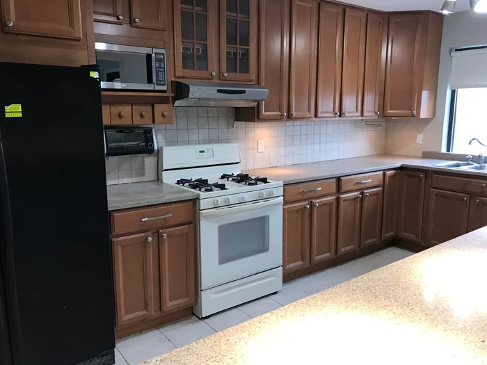 Condo for rent - Available December 1st, 2024. Green Valley Complex w/pool, 2 car garage included. Spacious 2 bedrrom, 1.5 bath. Main bathroom was recently renovated. Modern kitchen, central air, laundry in unit, Balcony w/NYC views, end unit. Near town center, shopping, restaurants, and movie theater.