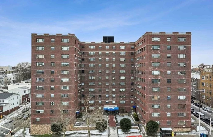 A Furnitured Penthouse Studio in West New York.Modern, open layout with sleek hardwood floors, Stunning sunset, NYC bus stop right at the front of the building. Full-time concierge, On-site gym, Laundry facilities.Rent includes water, hot water, gas, and heating.Close to parks, restaurants, and other conveniences Don't miss out!