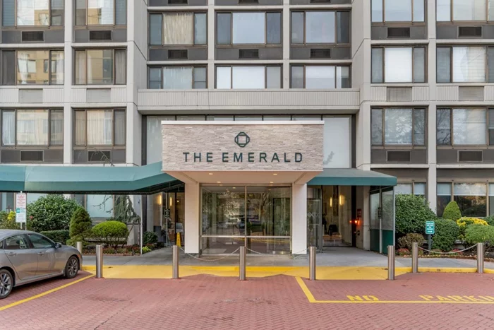 Now Available For Rent at The Emerald @ James Monroe located in the Newport Waterfront section of Downtown - Jersey City. Spacious 2 Bedroom 1.5 Bath unit located on the 12th Floor. Updated kitchen with stainless steel appliances. Pets welcomed. Amenities include 24 HR lobby concierge, exercise room, community room and dedicated laundry room on the 12th Floor. Ample street parking available in addition to private parking via management for a monthly fee. Living at The Emerald will give you the added convenience of being close distance to local shops, restaurants and most importantly to the Newport Path Train Station for that trouble-free 1 stop commute into NYC. NYWaterway ferry to NYC is also an option via the Hoboken Terminal located just 1.4 miles distance. Ferry ride to Pier 11 / Wall Street is only 15 minutes. Citi Bike Site ID: JC008 also located at the corner of Newport Pkwy. Come take a look as The Emerald and this featured unit will not disappoint your expectations in making this your exquisite NextHome.