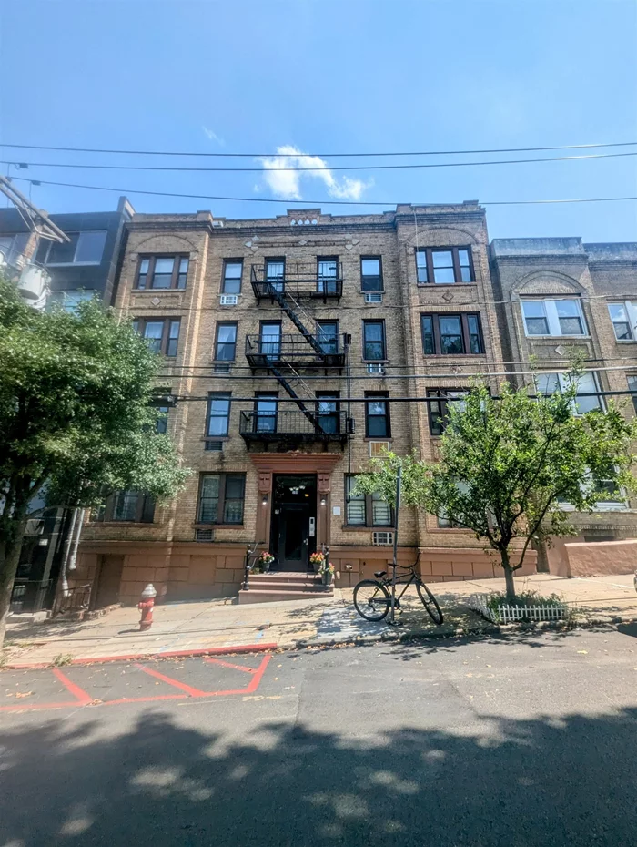 Newly renovated 2BR rental! Plenty of natural light and modern upgrades. Conveniently located right outside NYC with ample public transportation options. Walking distance to Journal Square PATH and Downtown Jersey City. Plenty of shops, restaurants, and more nearby! Laundry in the unit. Pets approval by the landlord (less than 25 lbs), street parking.