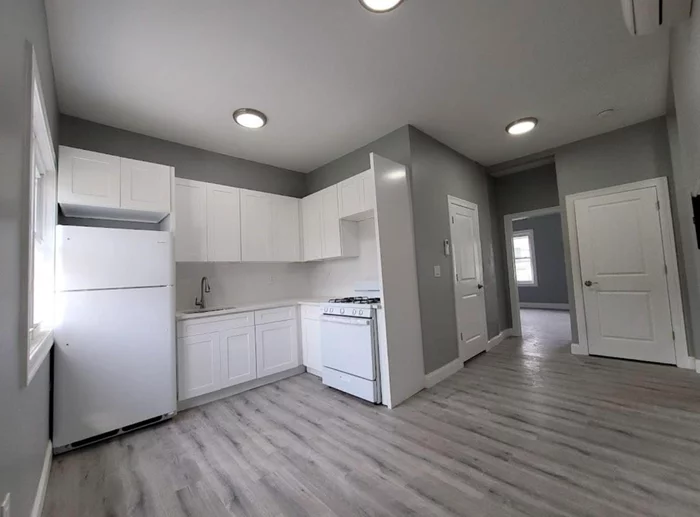 Modern 2 bedroom apartment in North Bergen! 1st floor unit! Each room is filled with natural lighting. Apartment is equipped with basic appliances, wall AC/heat split units and much more! Inquire today