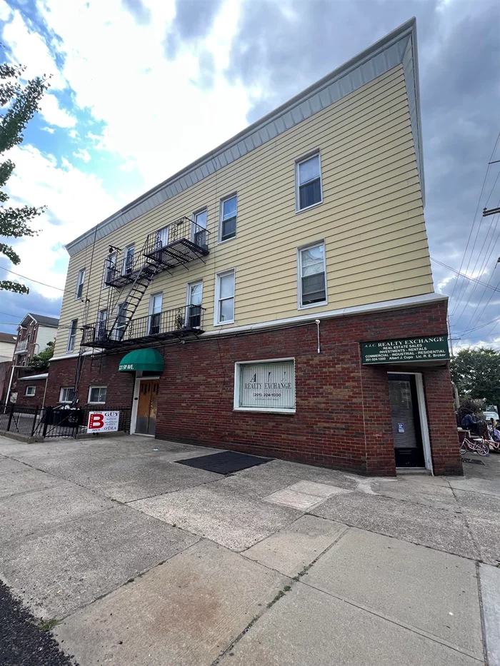 Welcome to the Journal Square section of Jersey City! Move right into this cozy 2BR 1BA apartment located in Journal Square just a 15 minute walk to the train! This cozy apartment features 2 Queen sized bedrooms and living room large enough to fit a variety of lifestyles. Apartment also features hardwood floors and tile bathroom!