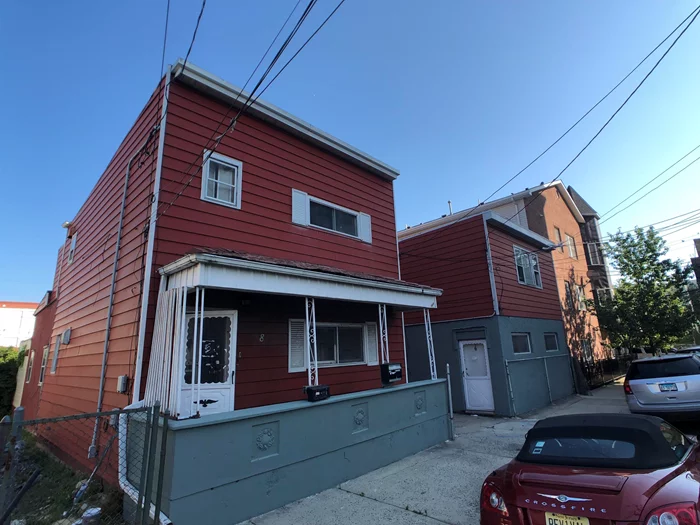 Three bedroom apartment close to Journal Square PATH & transportation plaza. Live near Journal Square's newest developments which will include new cafes, shops and restaurants. Pets possible on case by case basis.