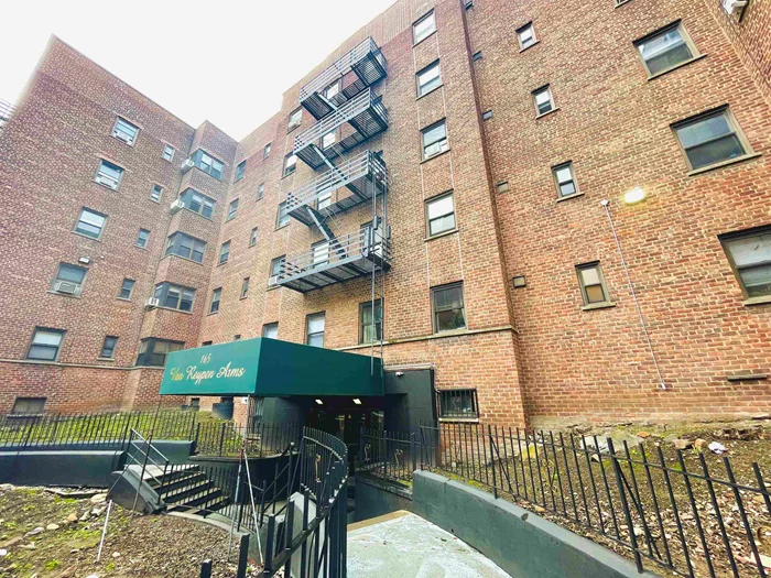 Recently renovated one bedroom apartment located short distance to the Journal Square Path train station. Heat and hot water included. The building has an elevator and laundry in the ground floor.