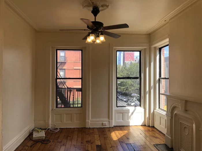 This 2bed/1bath converted RR Style unit is located in historic downtown Jersey City just 3 blocks away from Grove St PATH station. Just a 5 minute walk to the PATH. This unit is also very close to all the bars, restaurants, and shopping. This unit features around 750 square ft, with hardwood floors throughout. priced at $2, 100 per month. ALL PETS ALLOWED, no weight or breed restrictions.