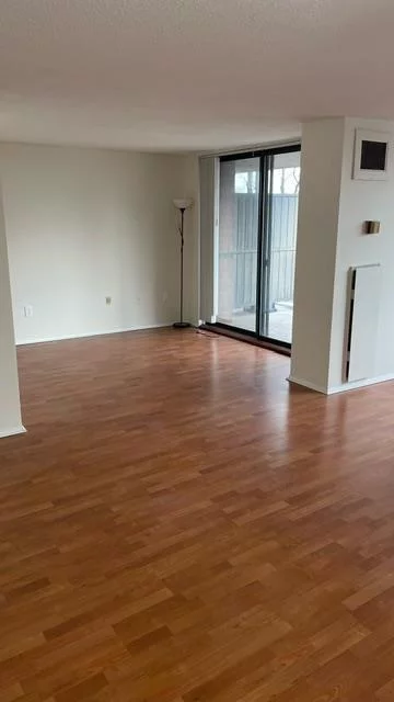 Beautiful Studio with hardwood floors, granite kitchen countertops top, lovely open layout, private terrace, central AC, washer dryer in unit. 1 car parking space available.This community offers lot of amenities that include 24 hr security/doorman, basketball tennis courts, children play area , park pool, community room , gym and easy access to NYC and Secaucus junction. Credit and background check required.