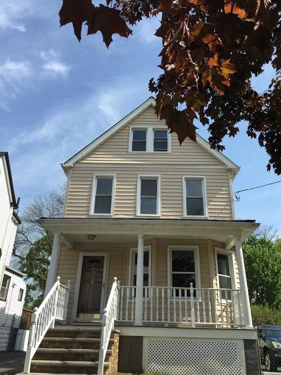 Charming residential house in the heart of Bloomfield. One Family House. Three bedrooms, One bath. This property is located in the Watsessing section of Bloomfield, and close to The Watsessing Train Station, Park and Cleveland Elementary school.