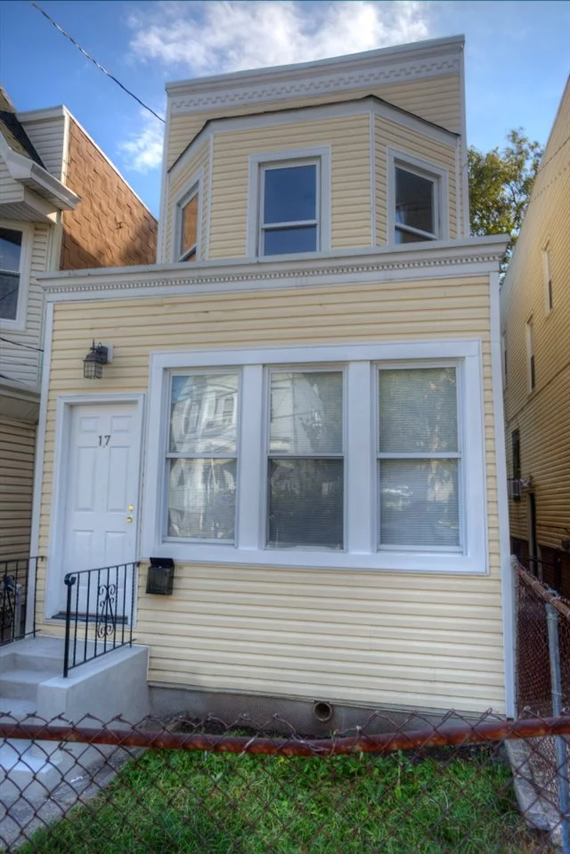 Beautiful One Family 5 Bedroom House. Newly renovated. Living room has New York View. Near park