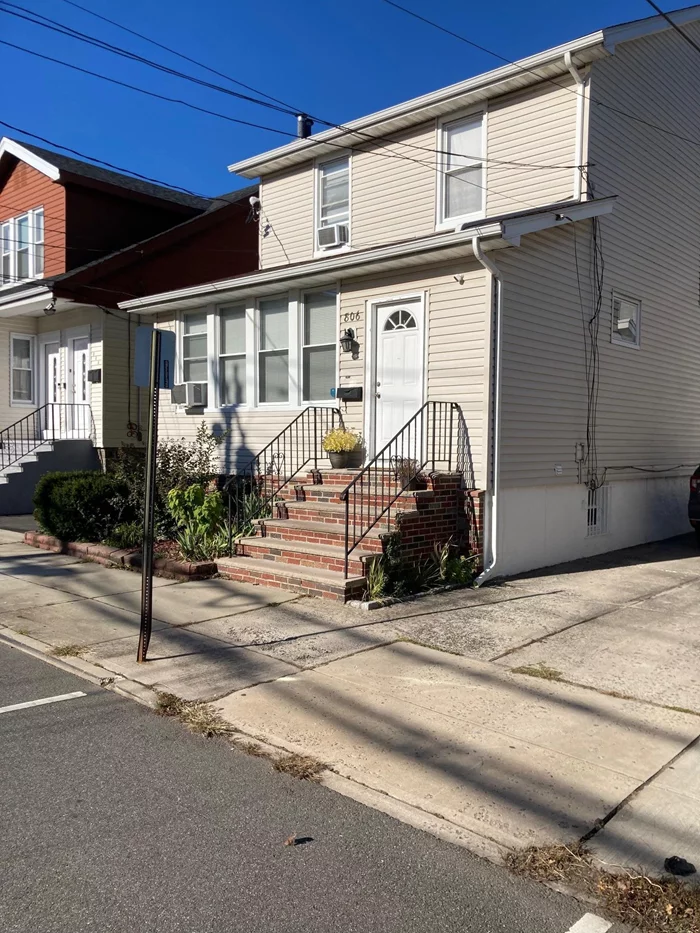 One family home in prime race track location, roof 2018, gas boiler 2022, electric panel 2007, driveway repaved in 2022, finished basement in 2007. Basement with separate entry, driveway for 4+ cars, enclosed porch, sunny room, Nice backyard. Close to transportation and New York City.