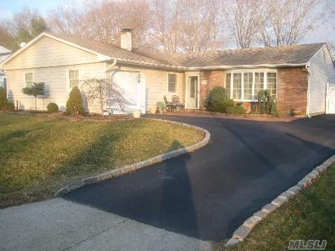 Beautiful & Updated L-Ranch In New England Village! Charming 3Br, 2Bth, Foyer With Ceramic Tile, Cozy Den With Slider To New Trex Deck. Updated Crown Molding In Lr, Dr & Mstr Br. Brand New Bathrooms, Updates Galore; Interior Doors, Windows, Siding, Fence, Driveway And So Much More. Sachem Schools, Close To All - Call Today For Your Appointment!