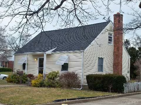 Sort Sale Approved!! Great Home For The Price, Needs Some Interior Tlc, Rear Dormer, Nice Property And Locoation, Full Basement, Sell It Now!