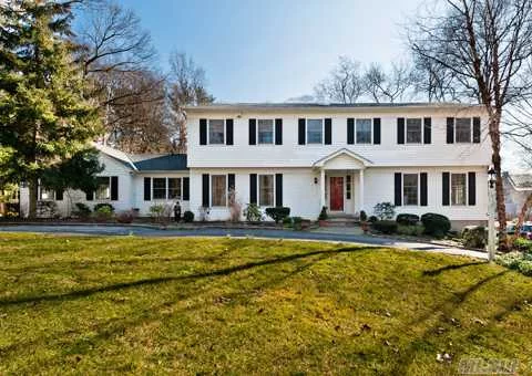 Beautiful Col. Just Under 4000Sqft, On A Flat 2.07 Acres. Heated Igp, 5 Brs, 5 1/2 Bths, Massive Eik With Center Island. New Stainless Steel Appls. Huge Dr, And Lr Both With French Doors, Family Room With Fireplace, Stunning Guest Suite With Sep Entrance, Bth. Office, Fin Bsmt, Hardwood Floors, 2 Car Gar, New Cac, New Burner, Must See!!