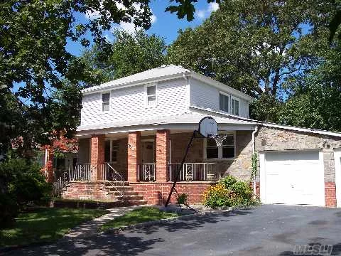 Sweet 2 Br On Quiet Block. Parquet Floors, Bright And Airy.