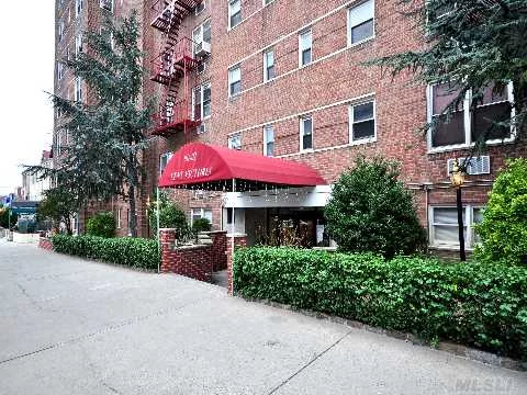 2 Bedroom/J4 Large Corner Apartment In Convinient Location In Rego Park.Bright And Sunny With Lots Of Windows With Eastern And Southern Exposure. Updated Kitchen With Granite Counter Tops&Custom Cabinets. Jacuzzi Bath Tub In Updated Bath Room. Sd#28 Elementary Ps#174. Close To Transportation, Shops, Dining. Maintanance Includes Water, Heat, Gas, Taxes.