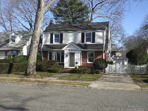 A Gracious Dutch Colonial With 3 Brs, 2.5 Baths On A Great Block. Lr W Wbf, French Doors Into Huge Great Rm W Dining Right Next To The Updated Eik. Gorgeous Wood Floors Throughout. Large Rooms And New Baths - Chatterton/Calhoun Star Exemption Of $1369. Not Shown