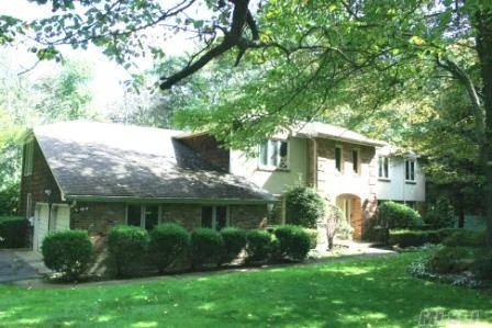 Short Sale. House In As-Is Condition Spacious 6 Br Center Hall Colonial Set On 3.9 Private And Serene Acres. Large Principal Rooms, Den With Fireplace, Backs Greenbelt Preserve, Beach And Mooring Rights Avail., Cshsd#2