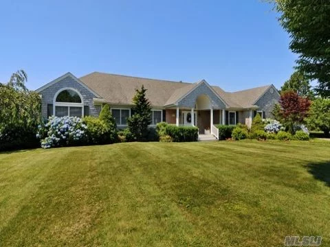 White & Bright Post Modern Home On One Acre With An In Ground Pool Overlooking Preserved Land . Spacious Open Floor Plan With 20Ft. Ceilings Split Bedrooms Modern Architecture Built By Zizzi Construction In 2001. A Must See.